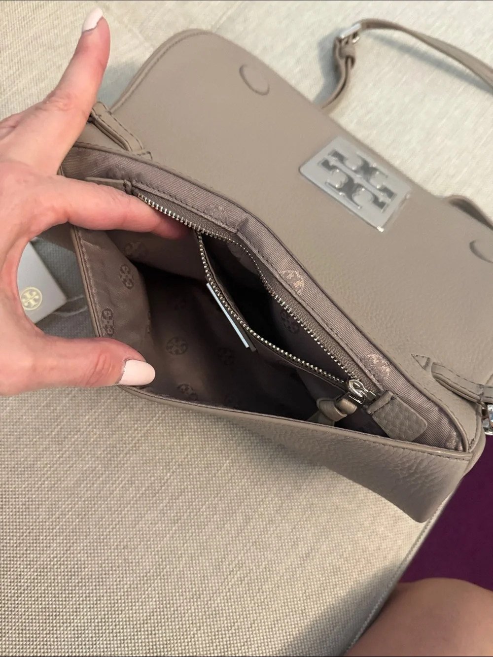 Tory Burch Beige Leather Crossbody Clutch with rare Silver Logo
